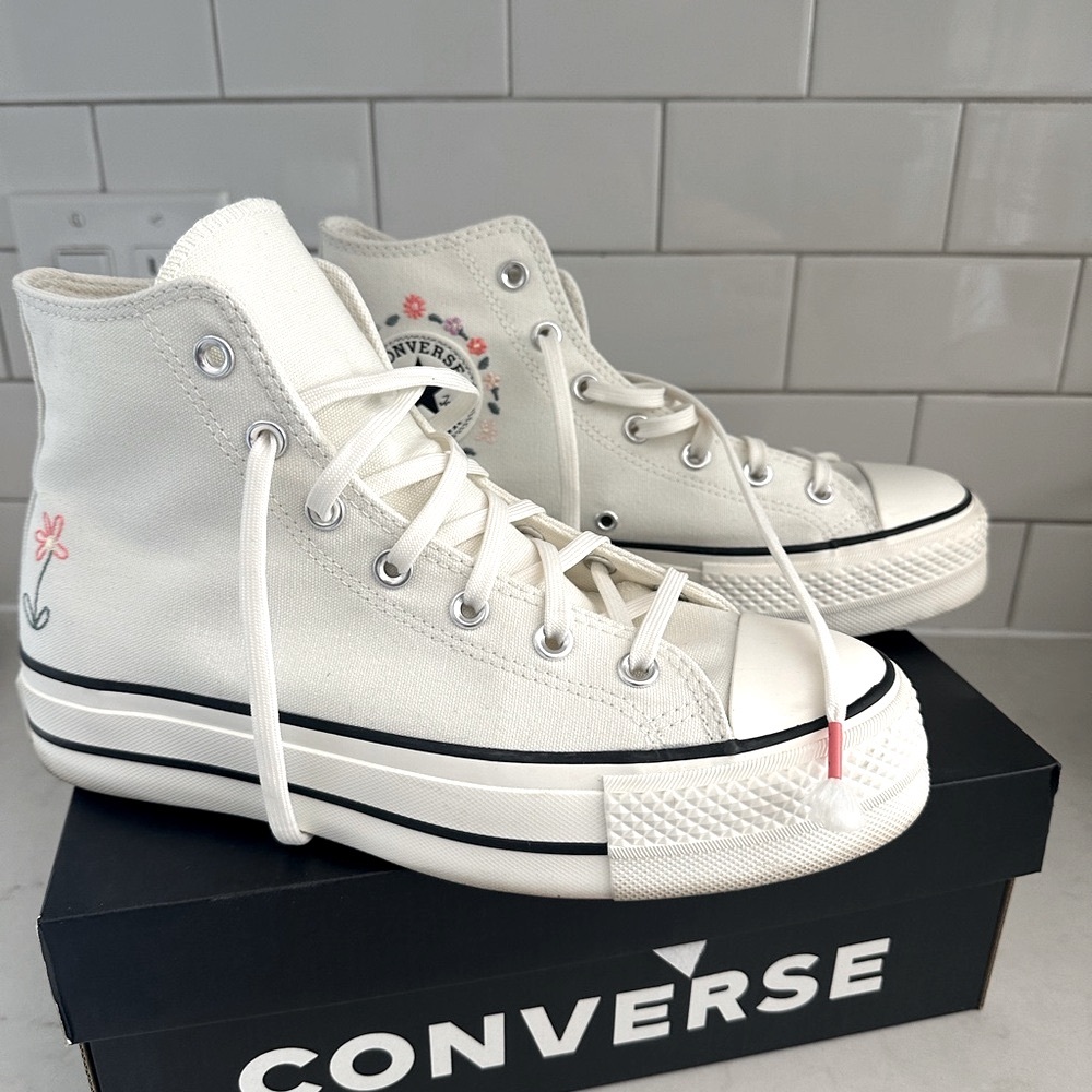 Converse Platform High-Top Sneakers in White with Floral Embroidery